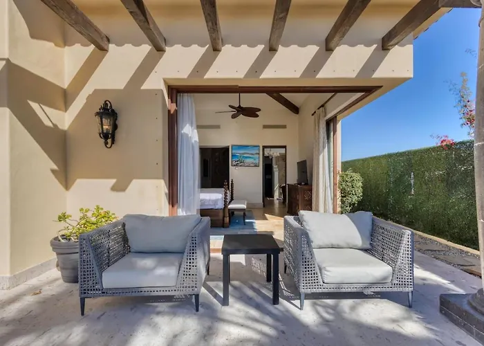 Ocean & Desert Hacienda Charm * San Jose del Cabo