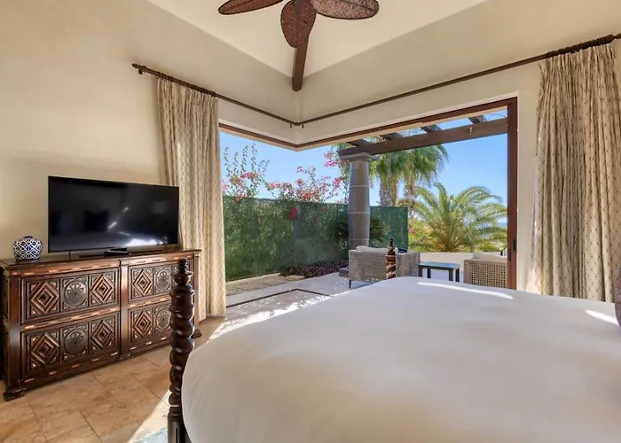 Ocean & Desert Hacienda Charm Villa