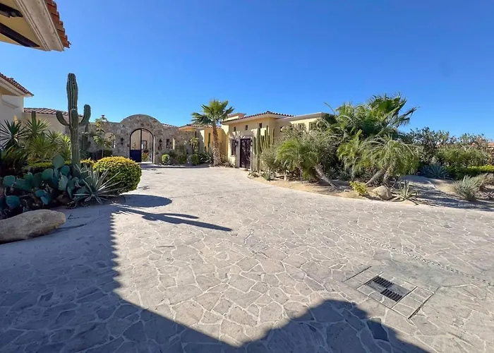 Ocean & Desert Hacienda Charm * San Jose del Cabo